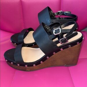 Bleecker & Bond Studded Wedge Sandals Black Brown Size 9